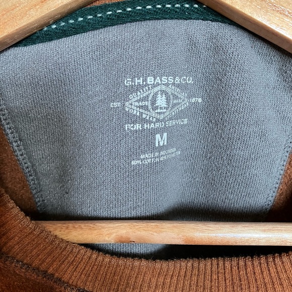 GH Bass Dark Orange Sweatshirt size Medium EUC - Picture 2 of 5